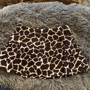 Jumping Beans tortoise 🐢 skirt.  Size 3T